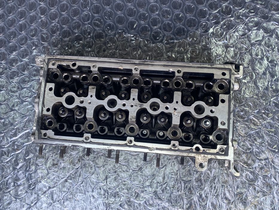 Цилиндрова глава KIA HYUNDAI 1.6 CRDI D4FE