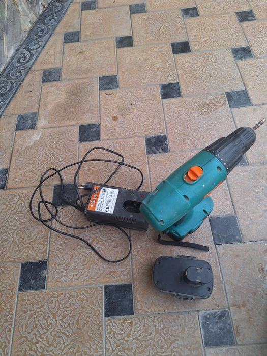 Дрель сотилади .