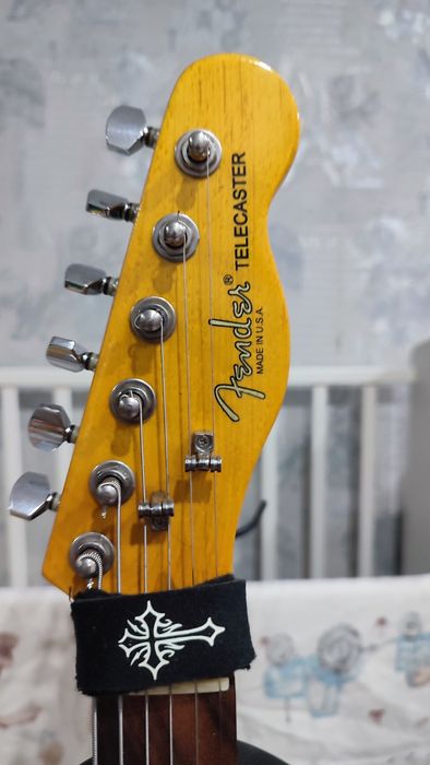 Продам электрогитару. Fender Telecaster.
