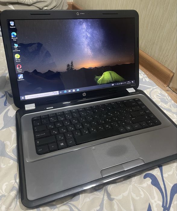 Hp ноутбук в хорошем состояние