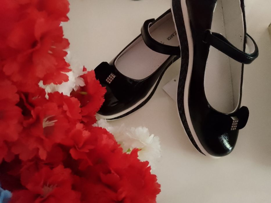 Обувь для девушки