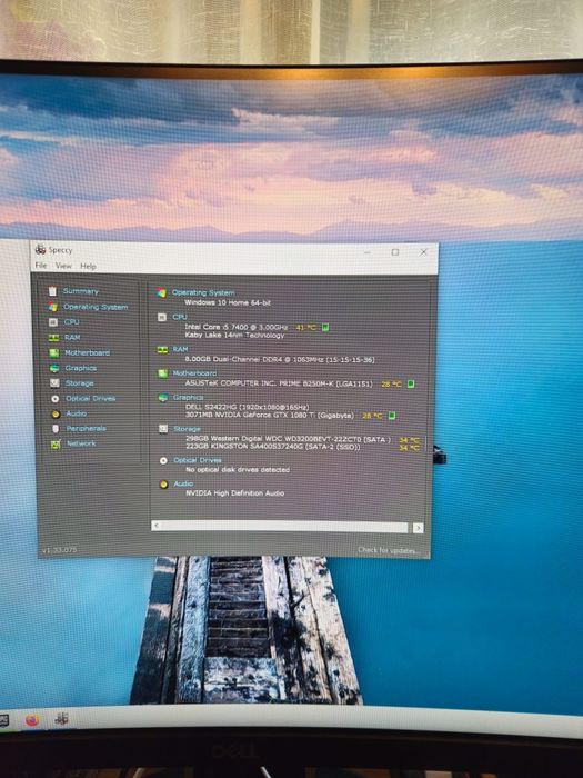 Vând unitate Pc DDR4 7400 8 gb ram placa video Gtx 1080 ti 11gb VRAM