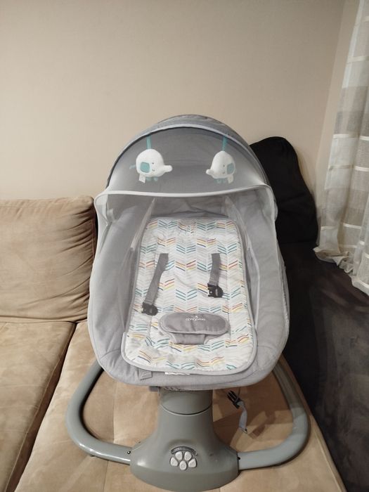 Детска люлка със звук и песнички