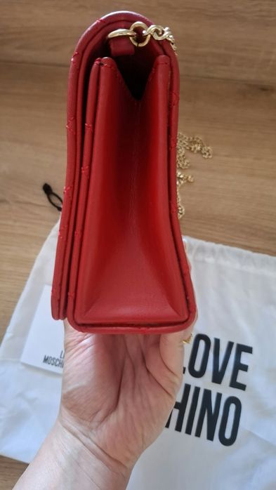 Червена дамска чанта Love Moschino