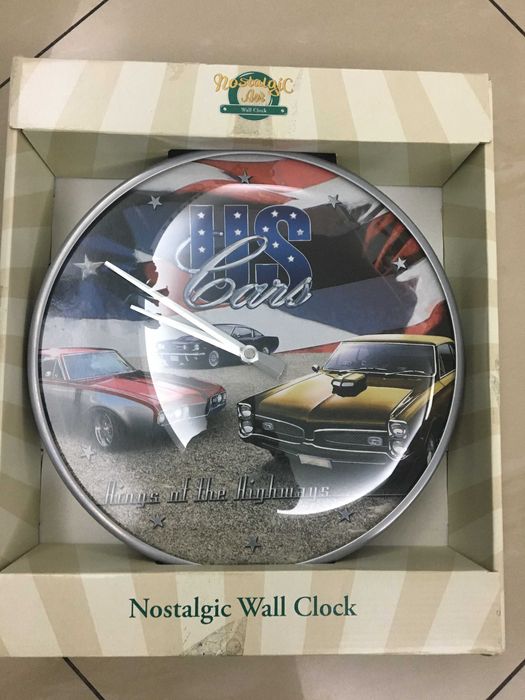 Ceas exceptional cu masini