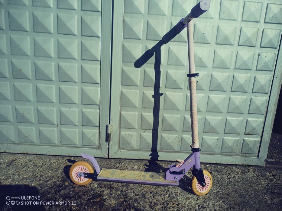 Тротинетка детска без проблеми по нея