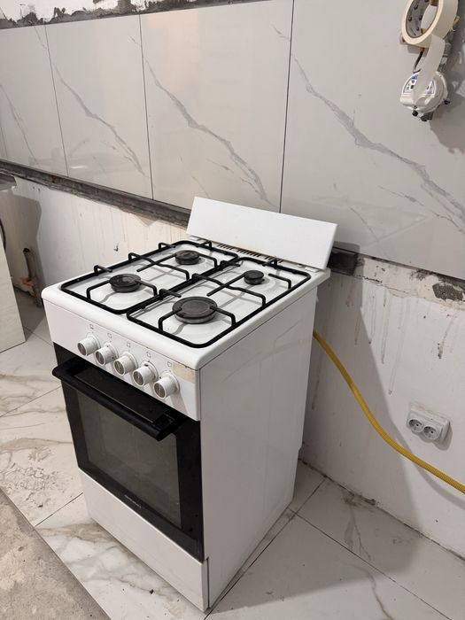 Продам Газ плиту