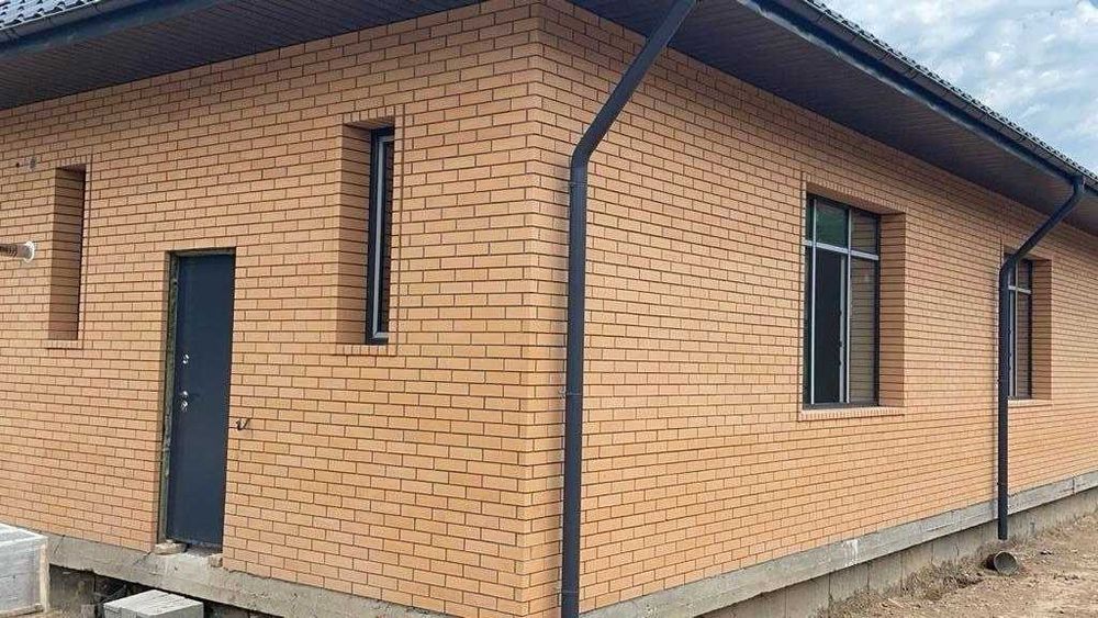 Кирпич облицовочный солома жёлтый