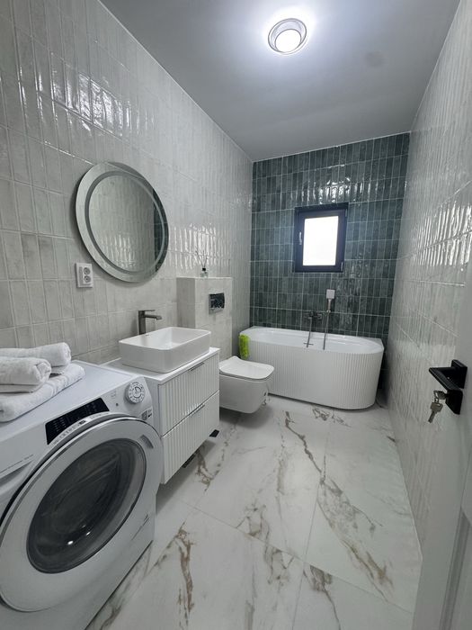 Casă INDIVIDUALĂ cu 4 camere, 2 băi, Miroslava-Vorovești-rond TLT, 420mp teren, asfalt, încalzire pardoseala, 159.950€
