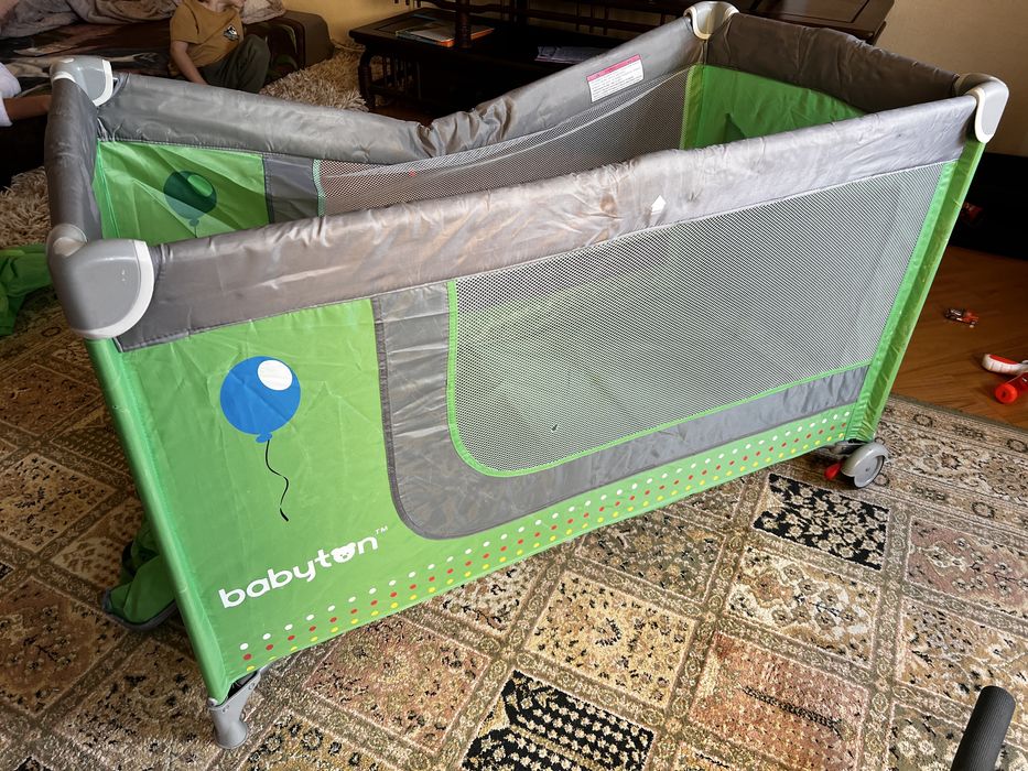 Детский манеж babyton
