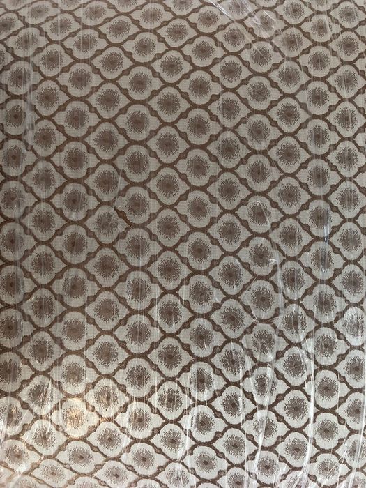 Стол без стульеы