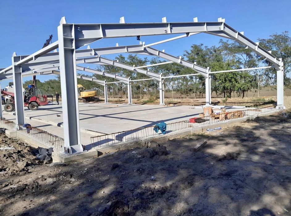 Hale structuri metalice de vanzare 10x20x4m-12x35x4-8x30x4m-14x50x4