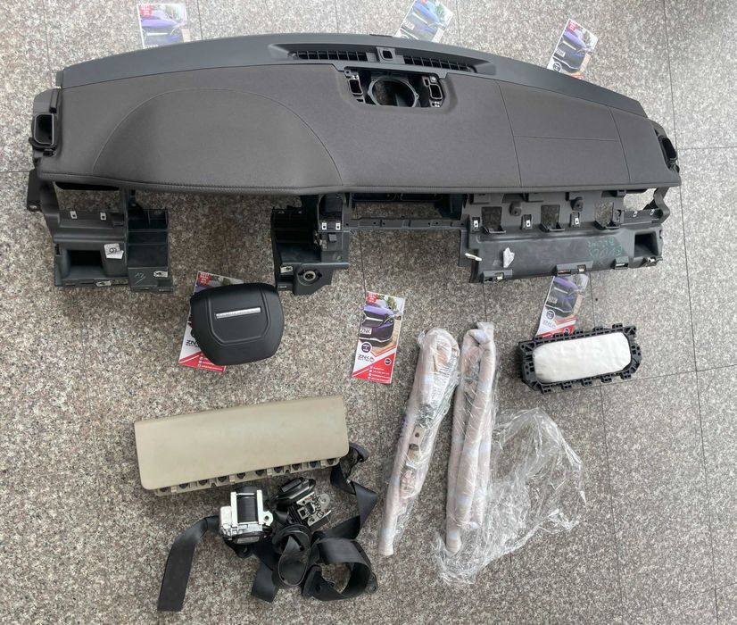 Range Rover Evoque - plansa de bord - kit airbag - centuri siguranta