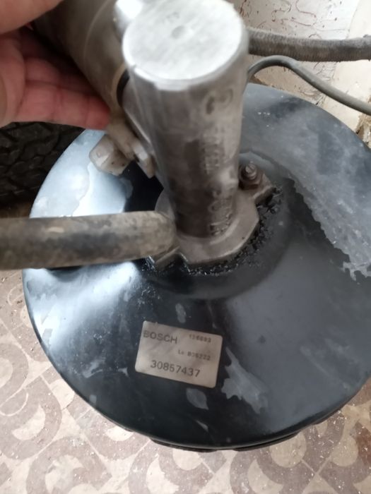 Части за Волво V40. Цена по договаряне