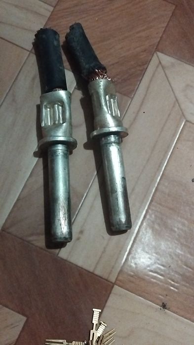 продават се за скрап електроника