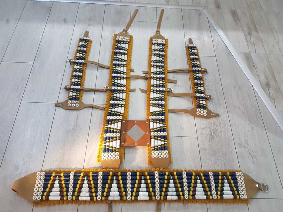 Чисто нови кукерски гердани ! не е играно с тях !