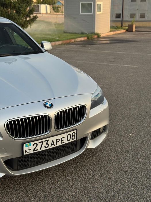 Фары BMWF F10 оригинал