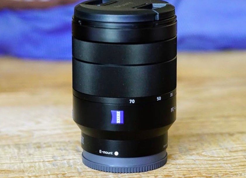 SEL2470Z Vario-Tessar T* FE 24-70mm F4 ZA OSS

SEL2470Z
Vario-Tes