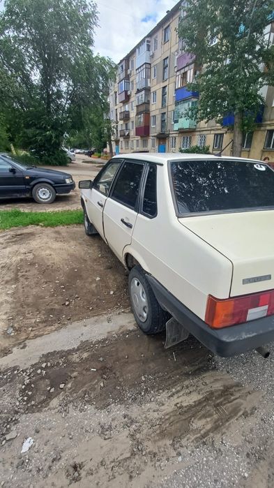 Продам ваз 21099