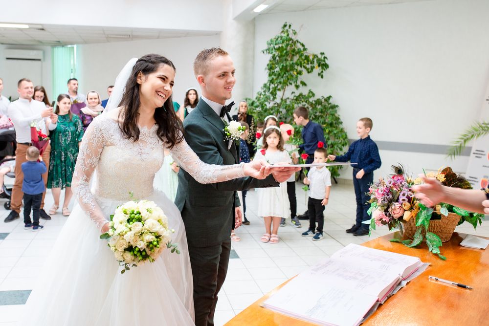 Vând rochie de mireasă