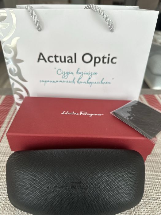Новая Оправа Salvatore Ferragamo