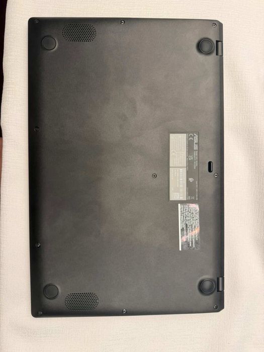 Laptop Asus Vivobook Go 15