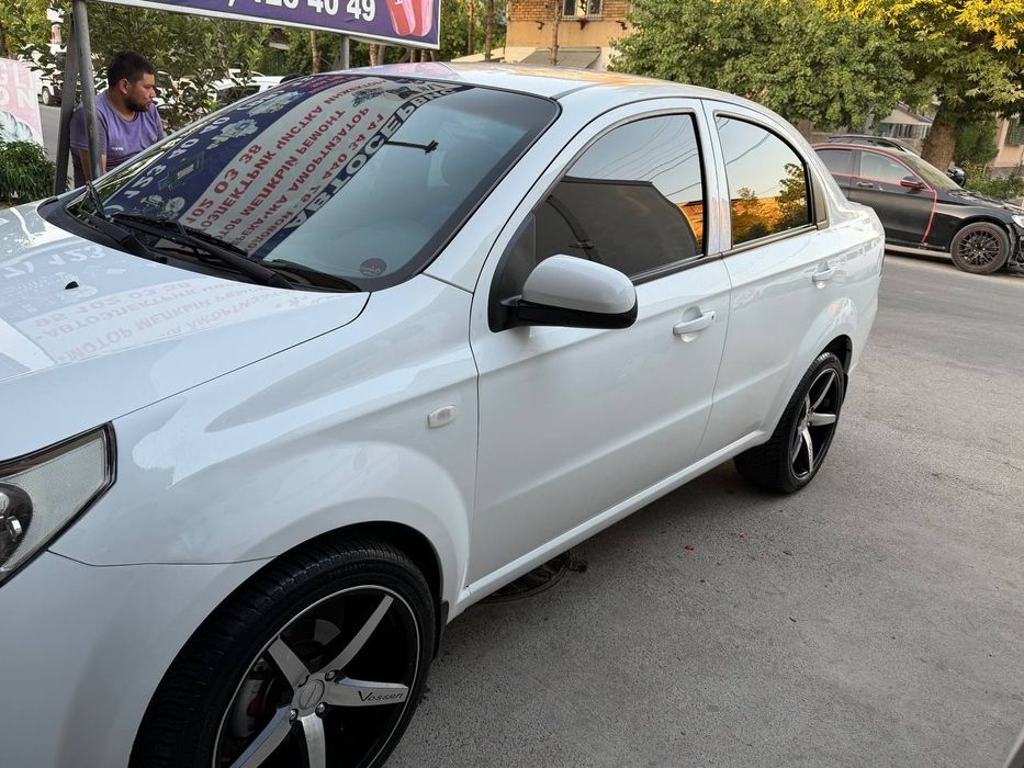 Neksa 3 aftamat kraskasi pitno bor