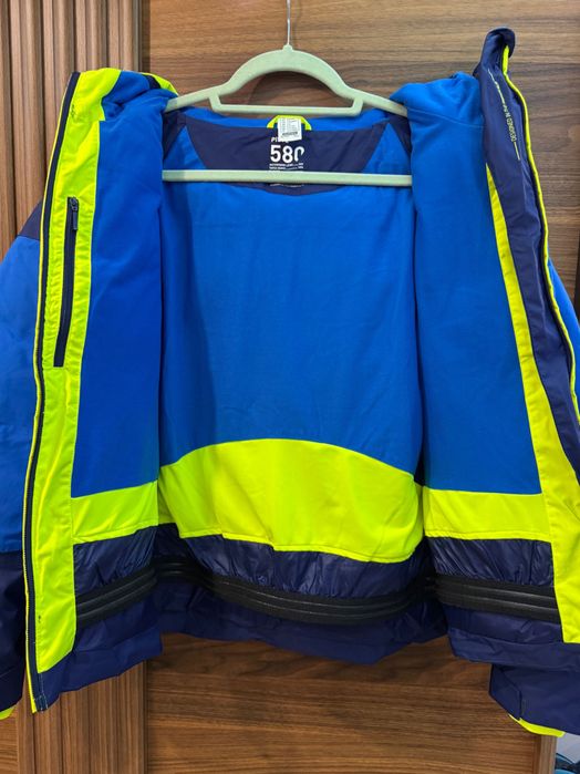 Продавам детско яке за ски