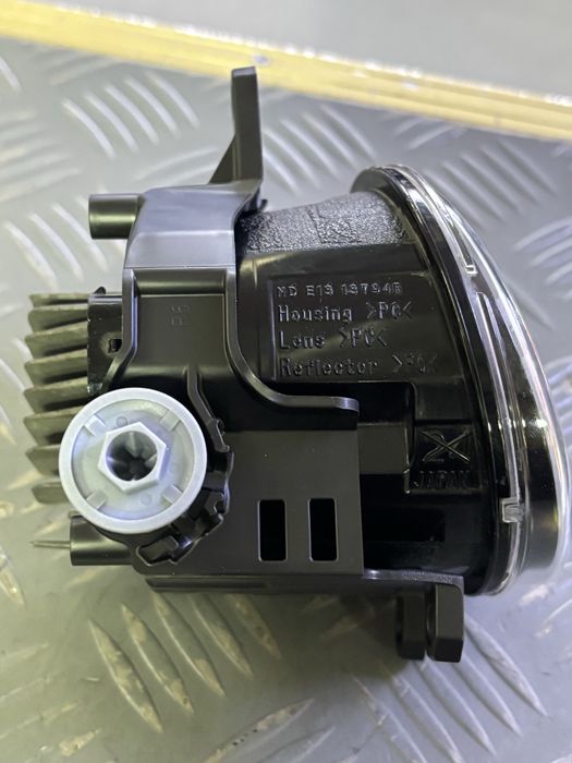 Лед туманка  тойота камри 55