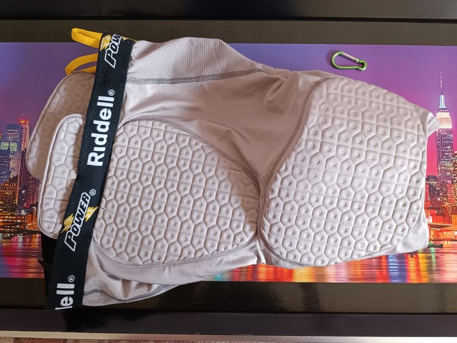 Защитные трусы для всех видов спорта от Американского бренда RIiddell