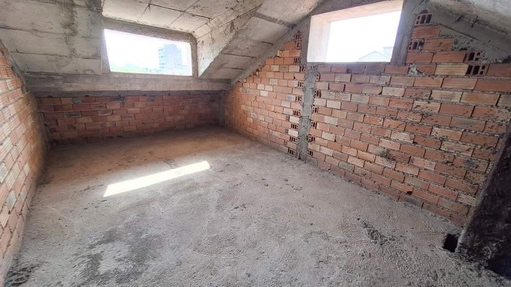 Продава се Многостаен апартамент в Нова Загора - 92 кв.м за 587 €/кв.м - Снимка #10