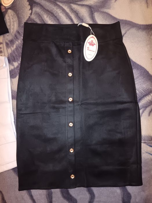 Продам новые  юбки. Размеры 46-54