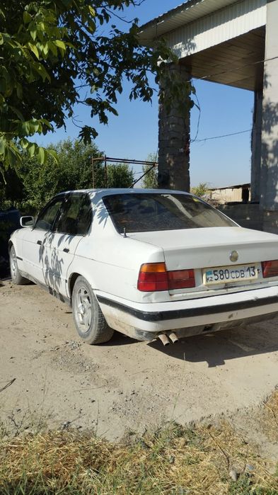 Продам BMW 1991 года