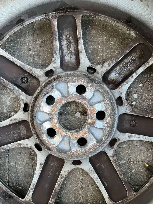 Алуминиеви джанти 5x100 ET45 CB54.1 – Toyota Avensis / Prius / Yaris / Verso Комплект