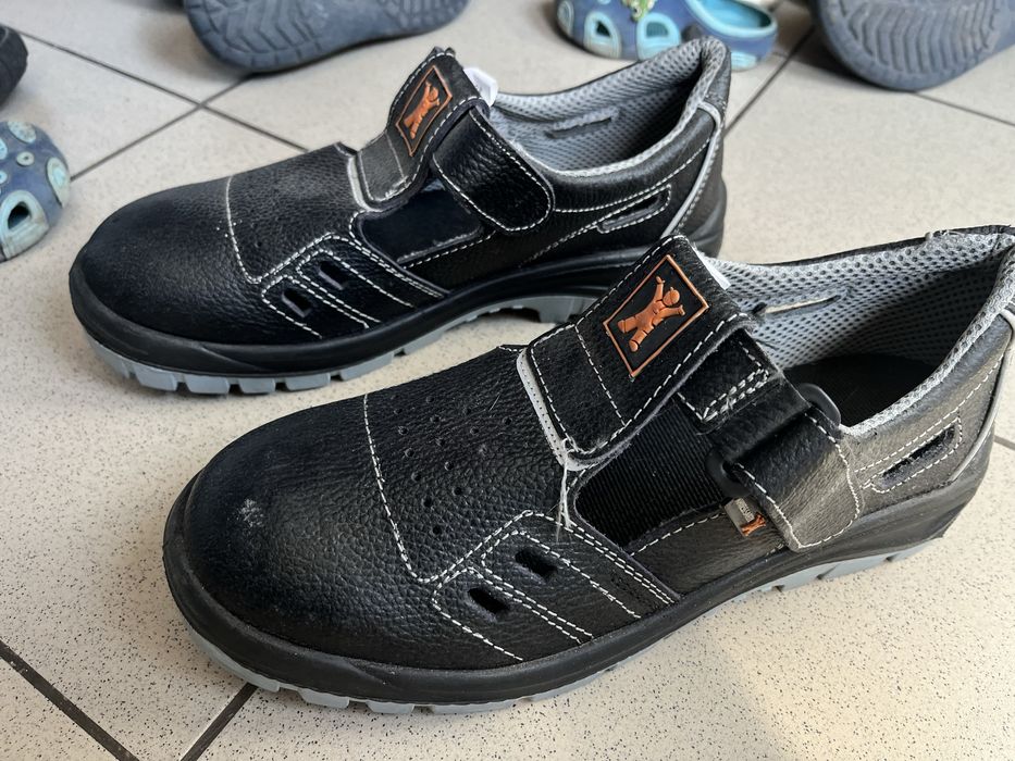 Обувь строительная летняя