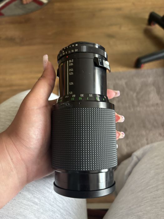 Obiectiv pentru camera foto