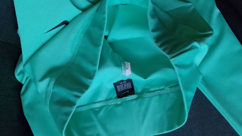 Дамски дънки и долнища