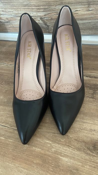 Официални обувки