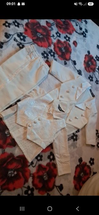 Costum bebe 3 luni