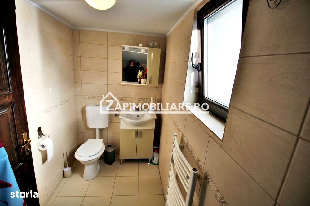 Casa 8 camere,4 bai,482mp,1.100mp teren,2 garaje,0% comision