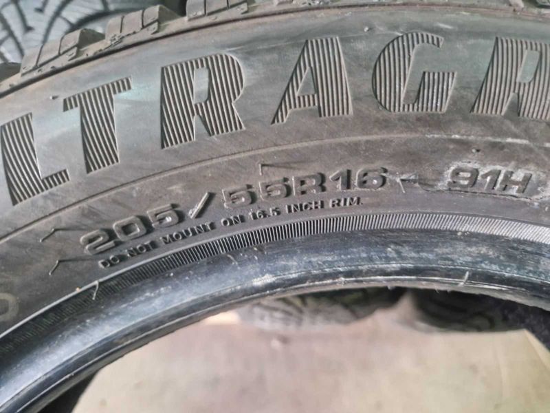 4 Goodyear R16 205/55
зимни гуми DOT2618