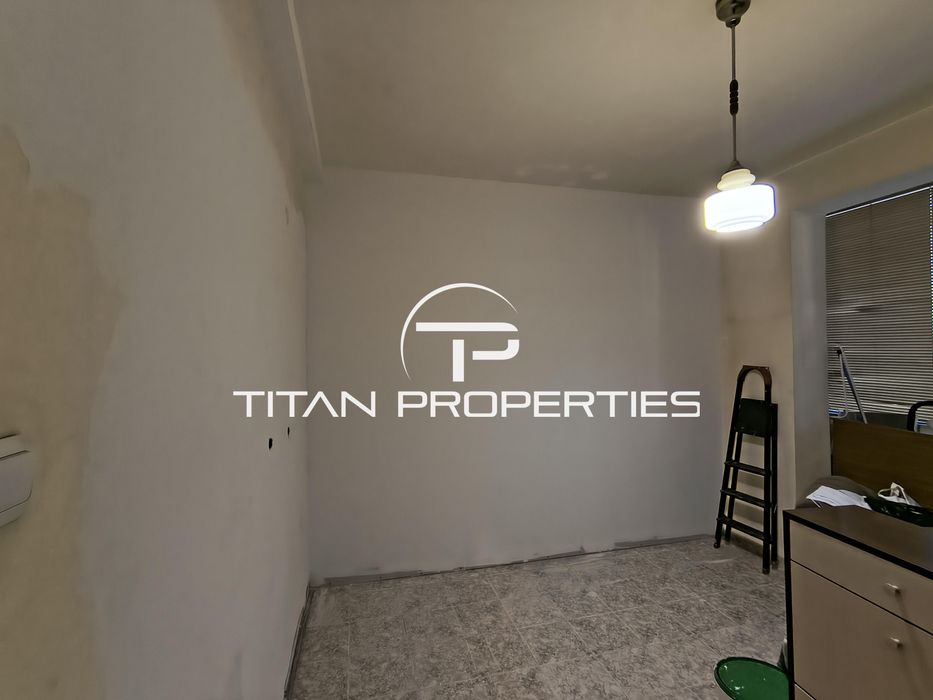 Продава се Тристаен апартамент в Пловдив, Център - 75 кв.м за 2800 €/кв.м - Снимка #6