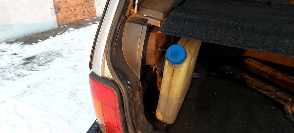 Продам ниву пятидверную