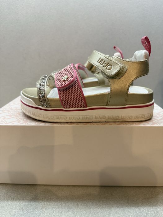 Сандали за момиче Lio jo