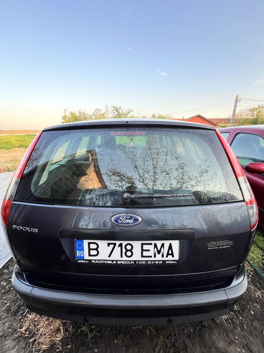 Dezmebrez sau vand Ford Focus MK2 2007!!!