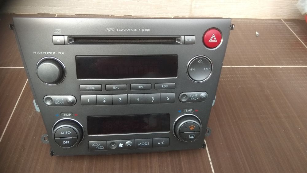 Сд плеър и управление на климатроник за Субару