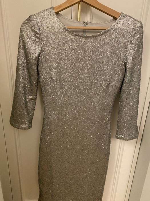 Рокля с пайети