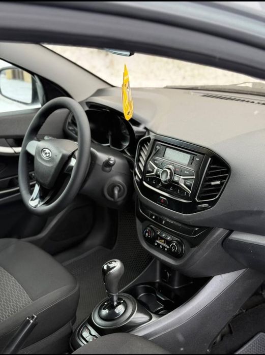 Лада веста 2017 год