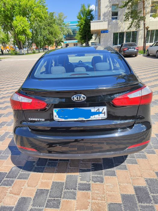 Автомобиль KIA Cerato, 2015 г/в.