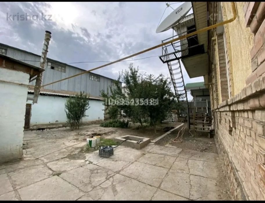 Срочно продаётся дом возле Нового Базара